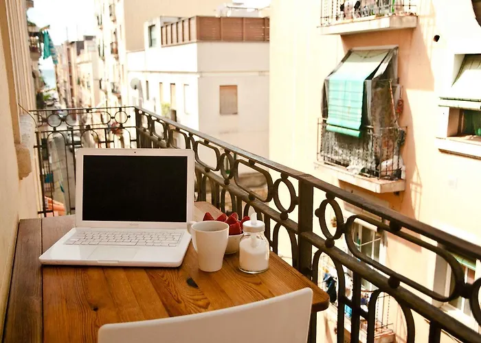 Barceloneta Suites s Beach